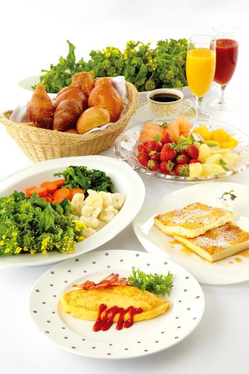 Keisei Hotel Miramare Чиба Екстериор снимка