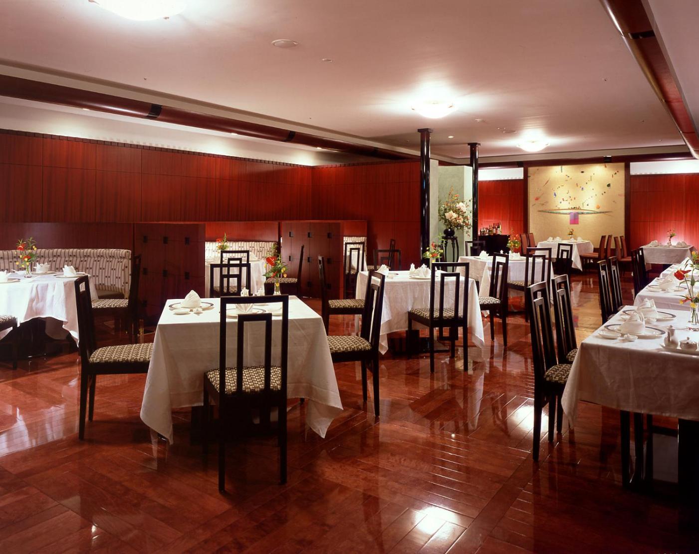 Keisei Hotel Miramare Чиба Екстериор снимка